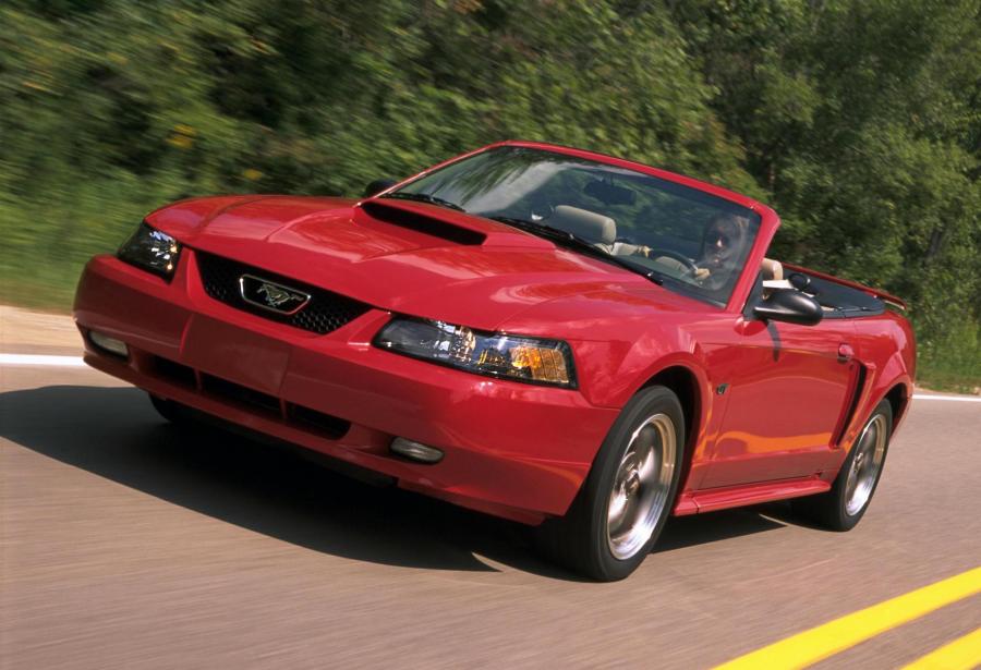  Ford Mustang GT Convertible 1999 года  (фото 74 из 74)